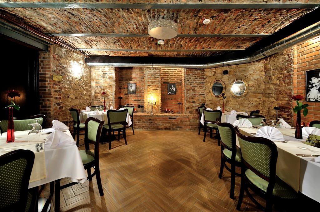 Hotel Centrum Sosnowiec Dış mekan fotoğraf